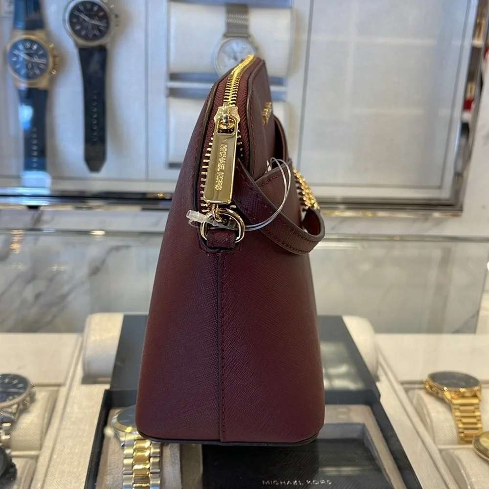 MICHAEL KORS
Jet Set Travel Medium Dome Crossbody Bag
Oxblood 
NWT - Picture 5 of 16